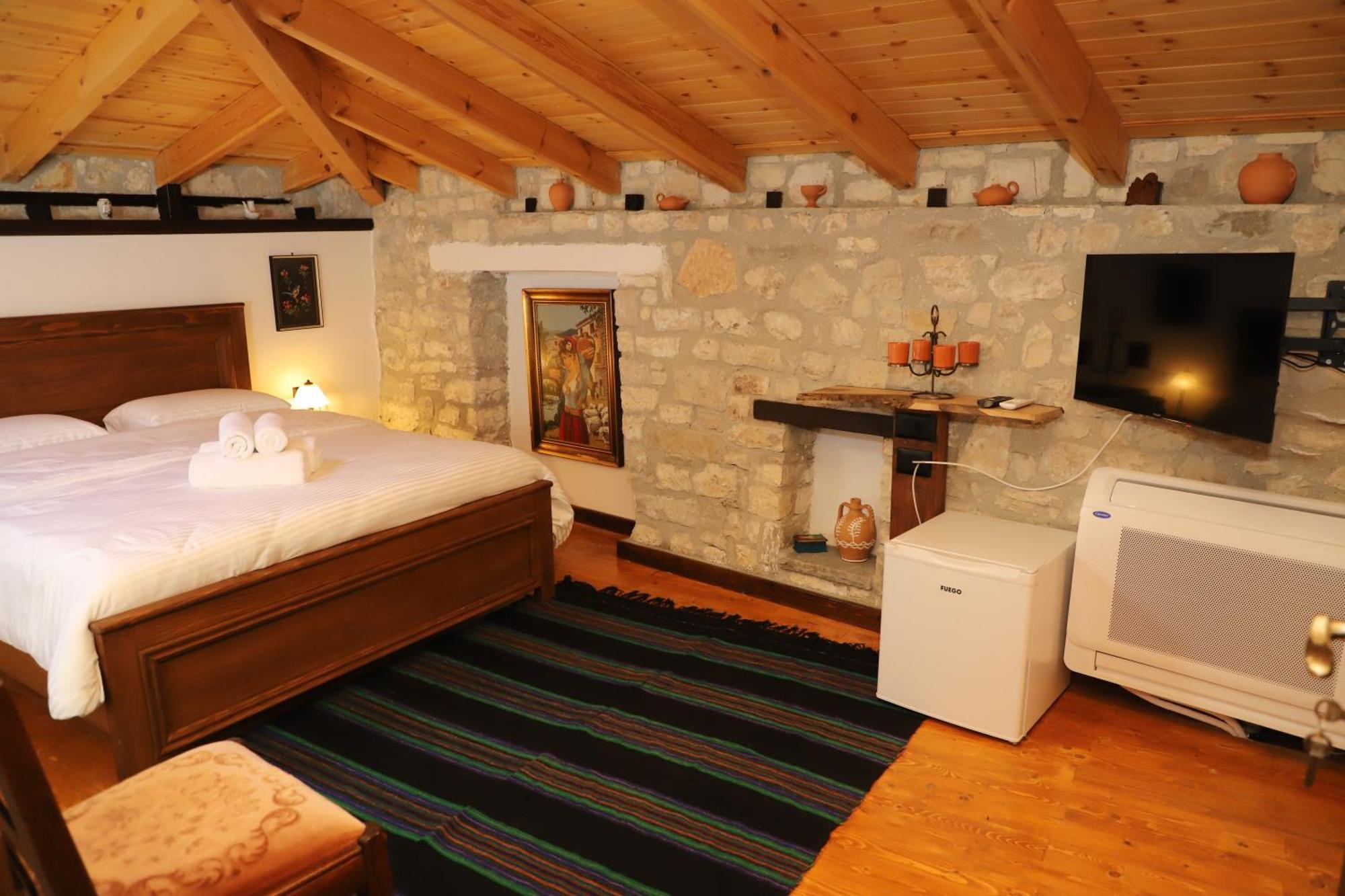Vila Art Berat Castle Екстериор снимка