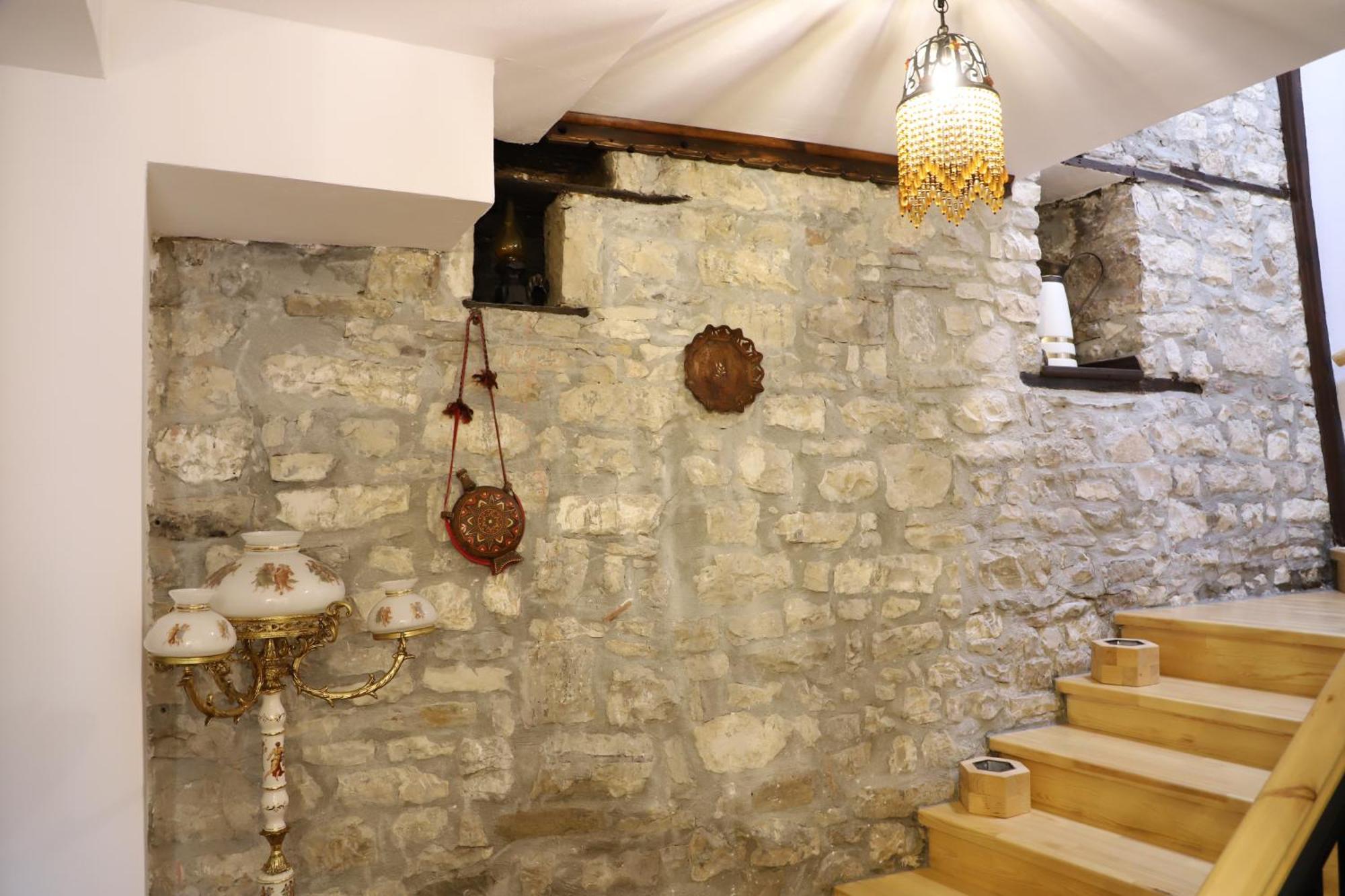 Vila Art Berat Castle Екстериор снимка